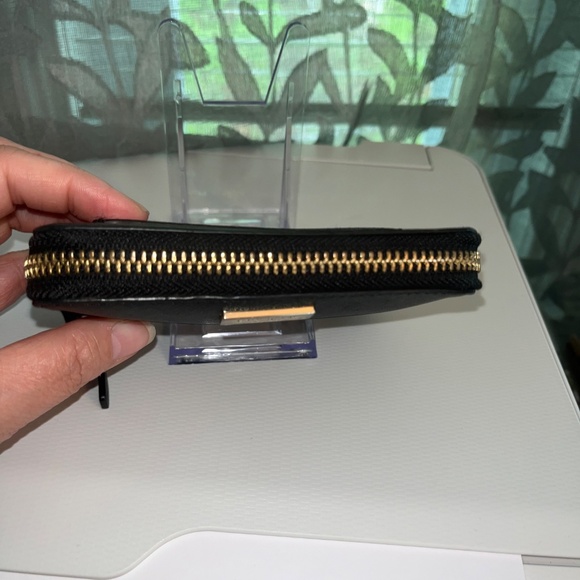 Kate Spade Black Wallet - Picture 2 of 8